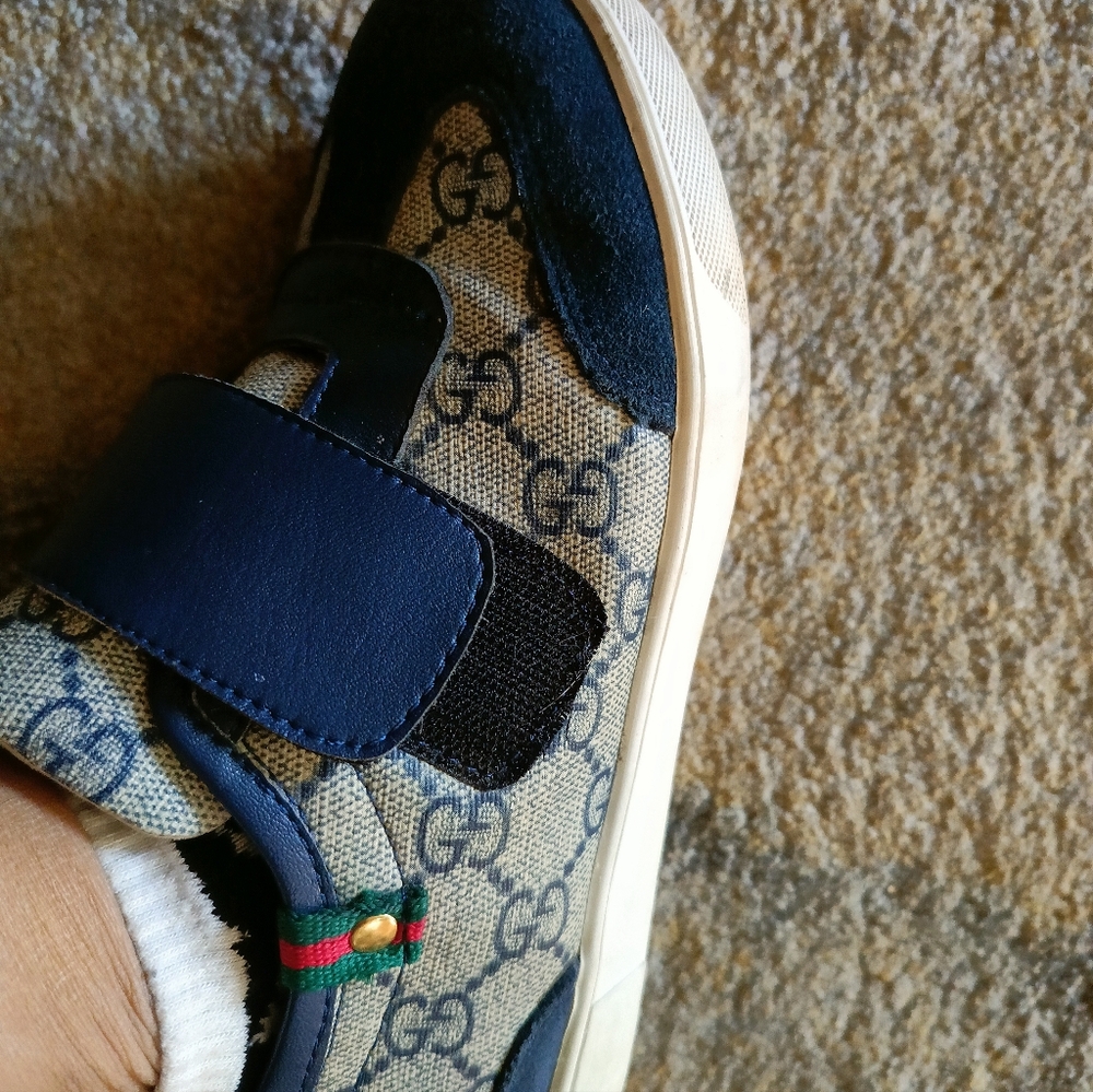 Shoes - Picture 6 of 6